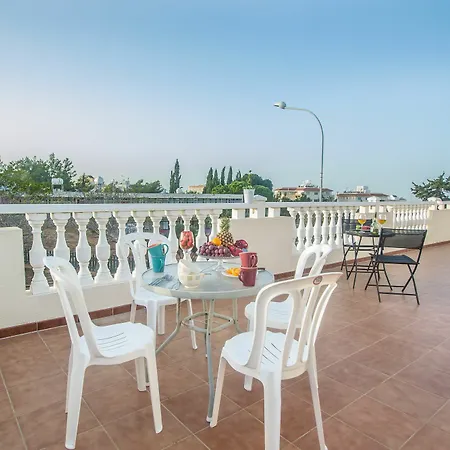Crystal View * Paralimni